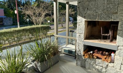 Apartamento con parrillero propio en venta en Punta del Este