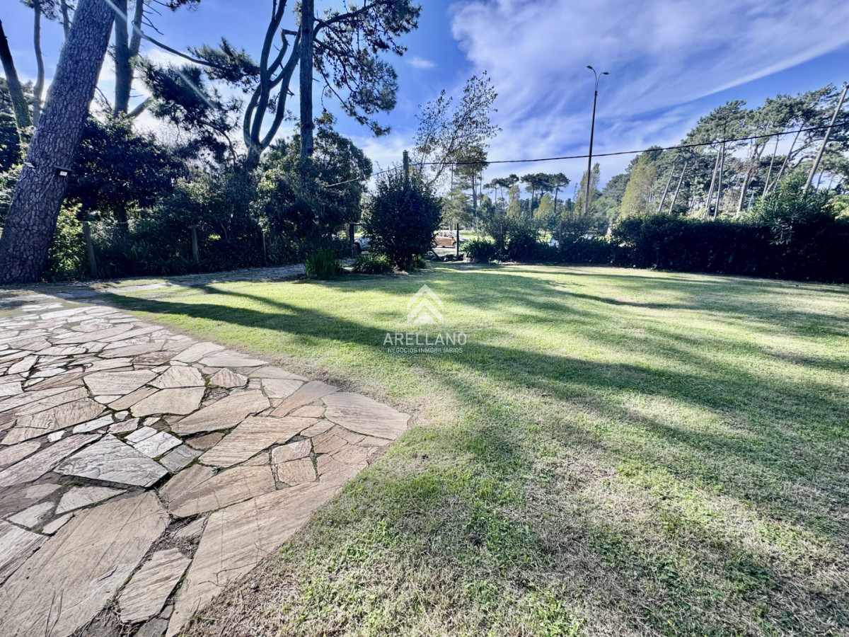 Casa ID.6319 - Venta casa 3 dormitorios 