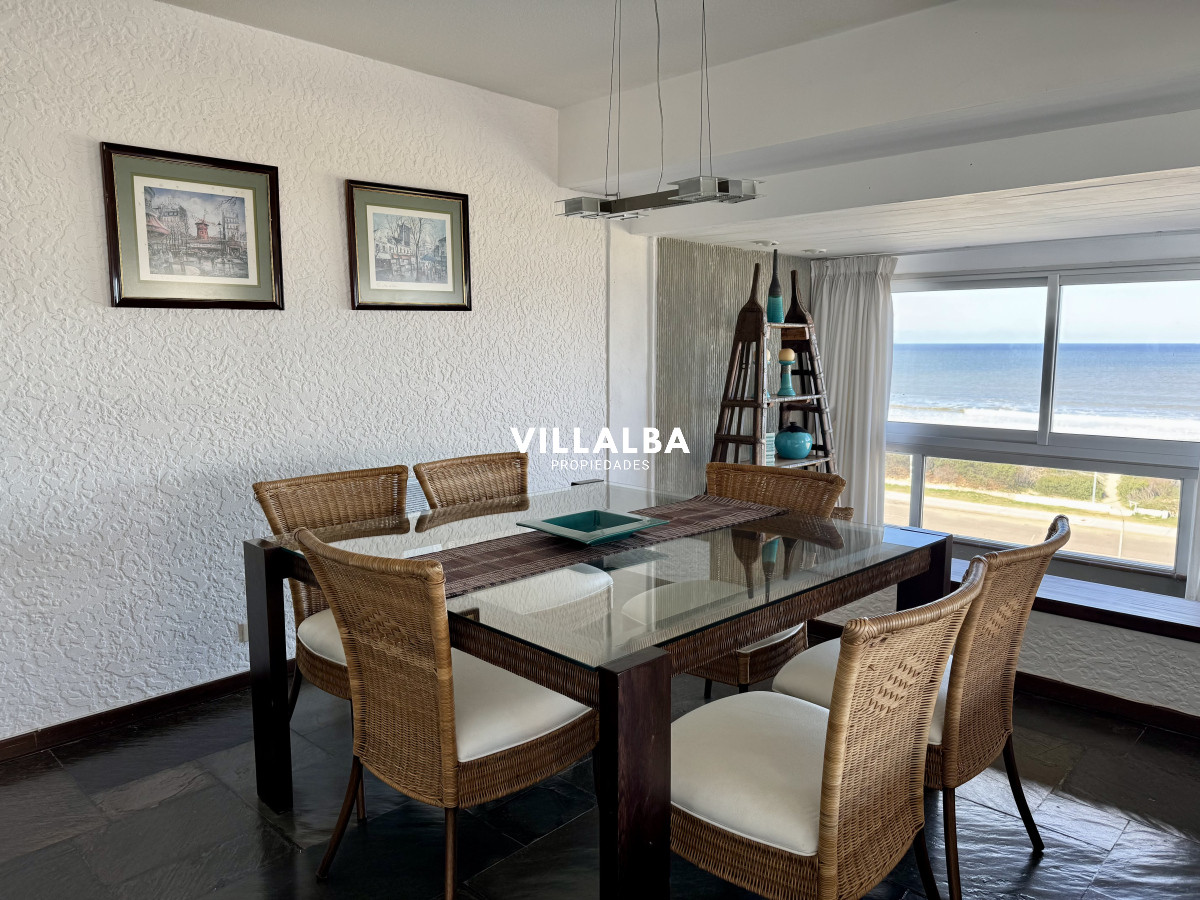 Apartamento ID.3522 - Hermosa unidad en venta en primera línea 