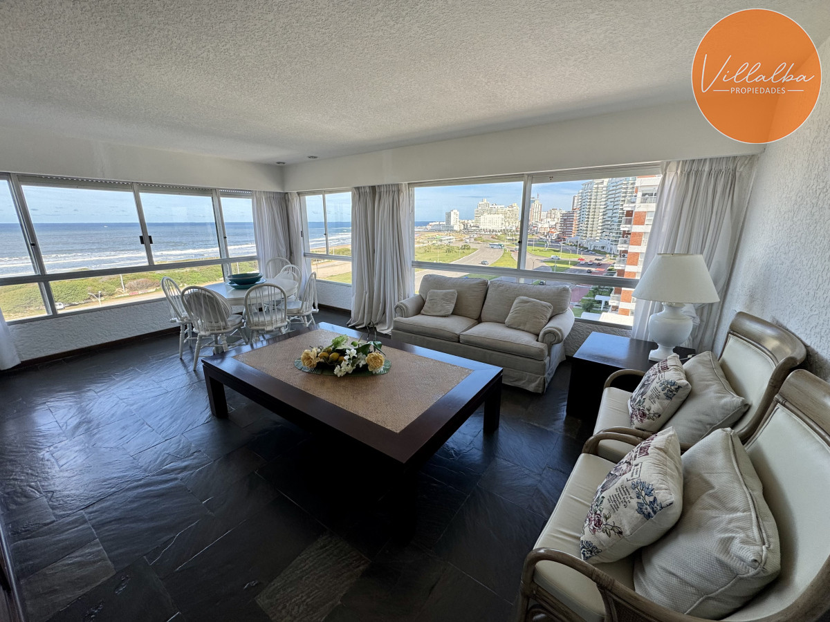Apartamento ID.3522 - Hermosa unidad en venta en primera línea 