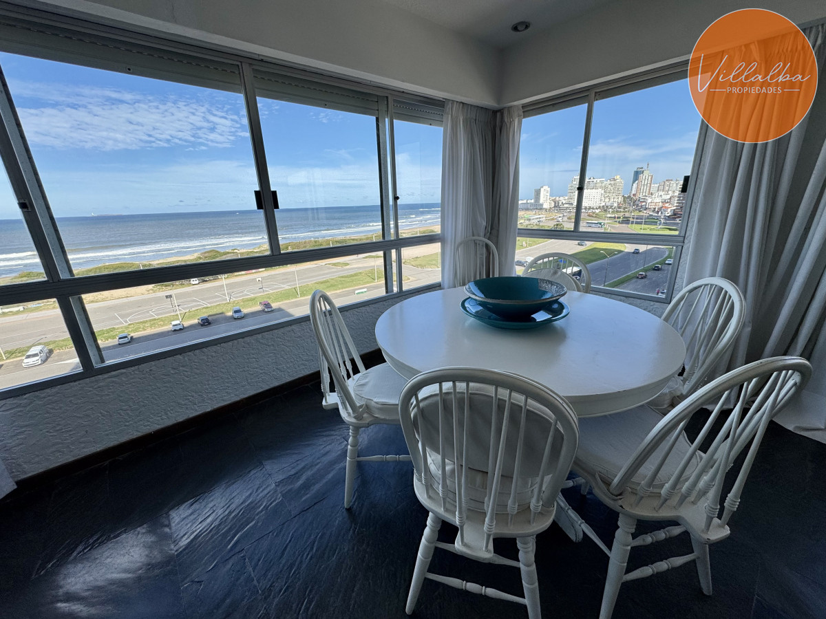 Apartamento ID.3522 - Hermosa unidad en venta en primera línea 