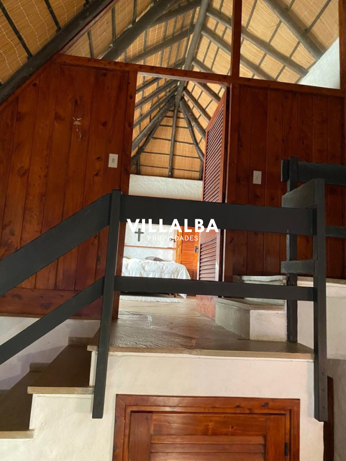 Apartamento ID.4897 - Expléndida casa en venta frente a la laguna 