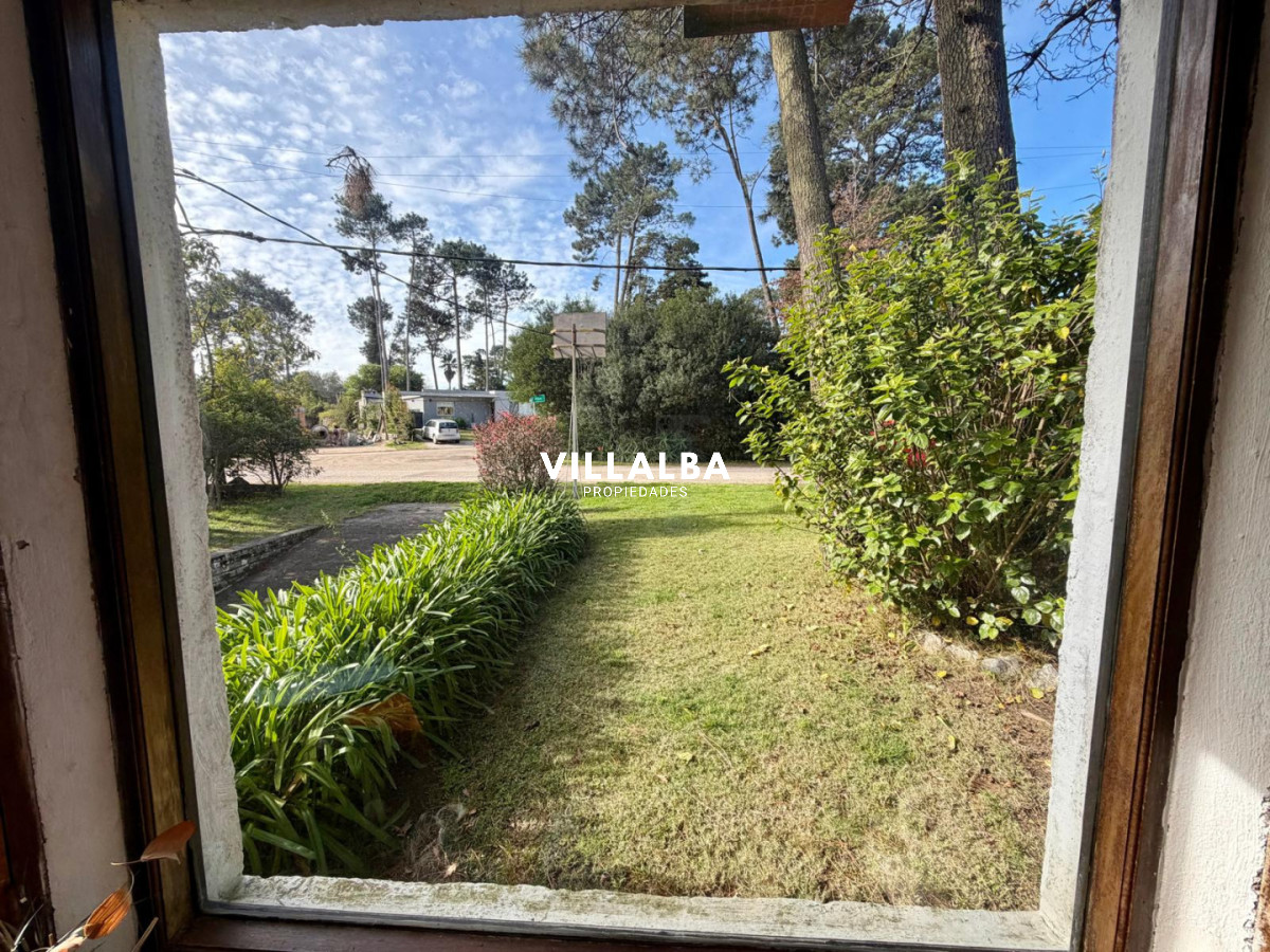 Apartamento ID.4704 - Hermosa casa en venta con piscina en punta del este 