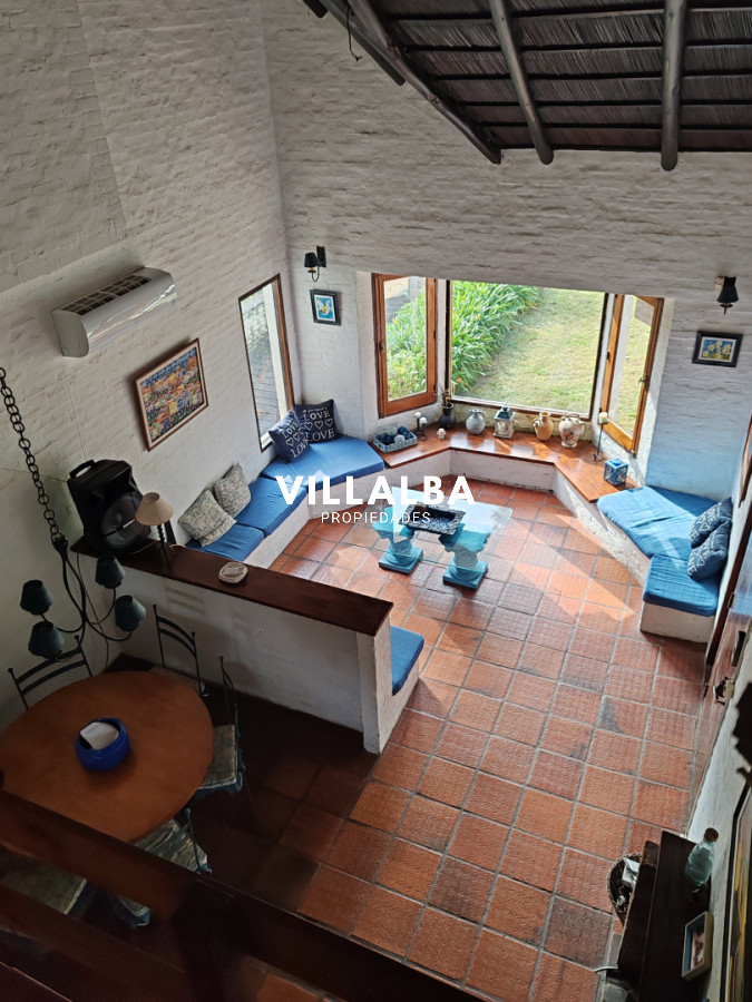 Apartamento ID.4704 - Hermosa casa en venta con piscina en punta del este 
