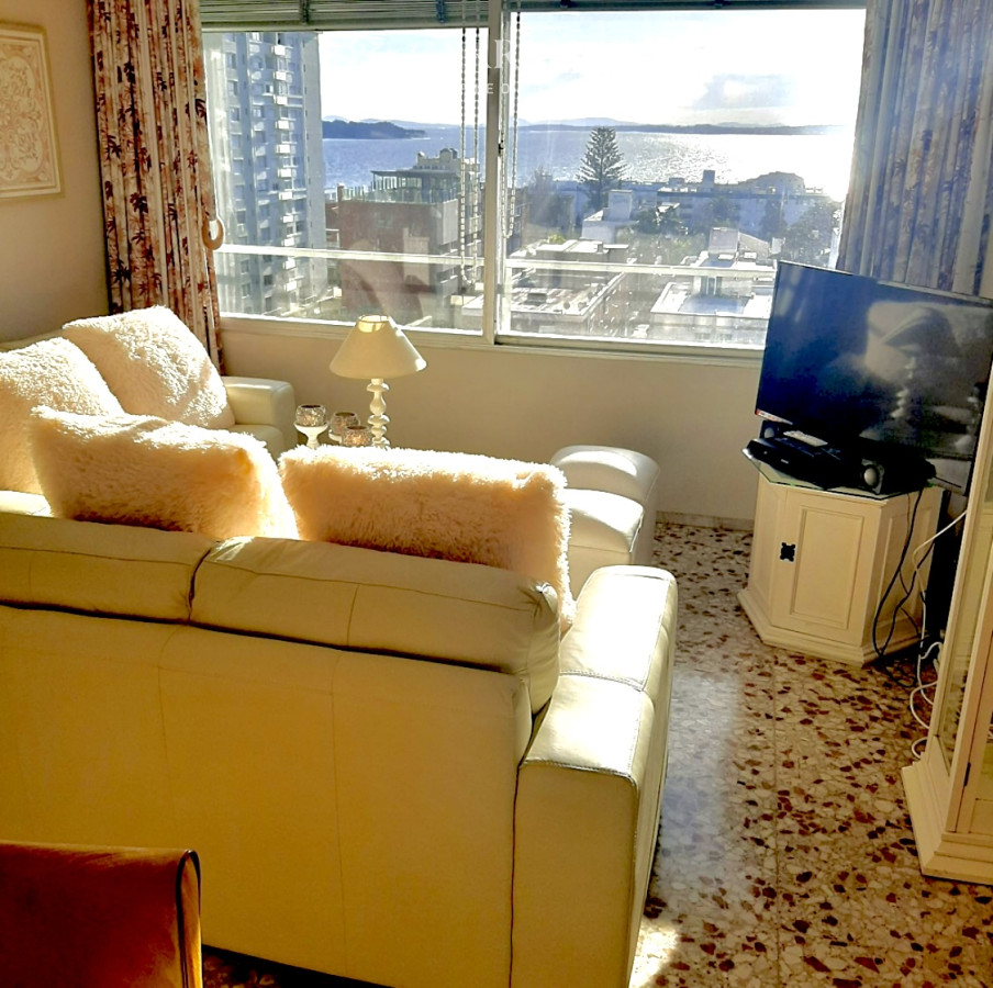 Apartamento ID.7575 - Hermosa vista y sol en punta del este 