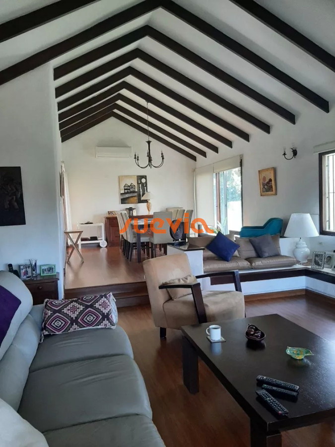Casa ID.3554 - Casa, Punta del Este 4 dormitorios en barrio San Rafael 