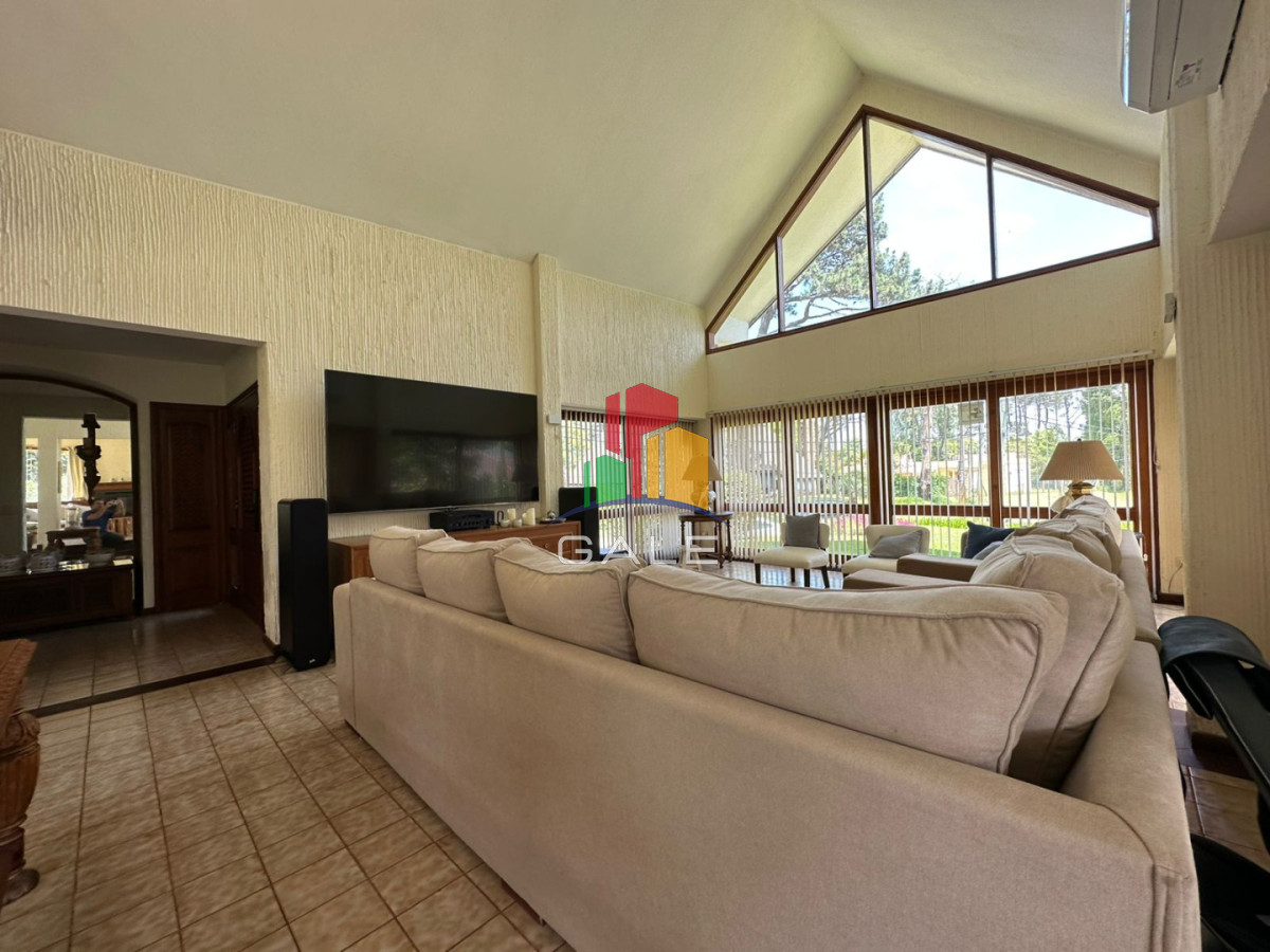 Casa ID.373 - casa en excelente lugar 
