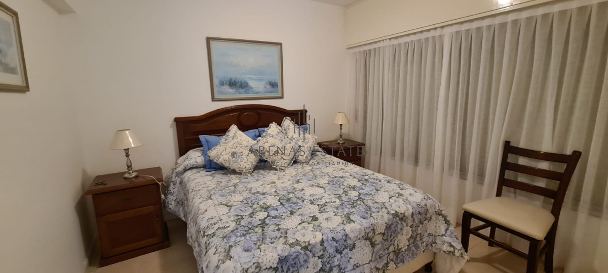 Apartamento ID.526 - Apartamento en Venta en Punta del Este 