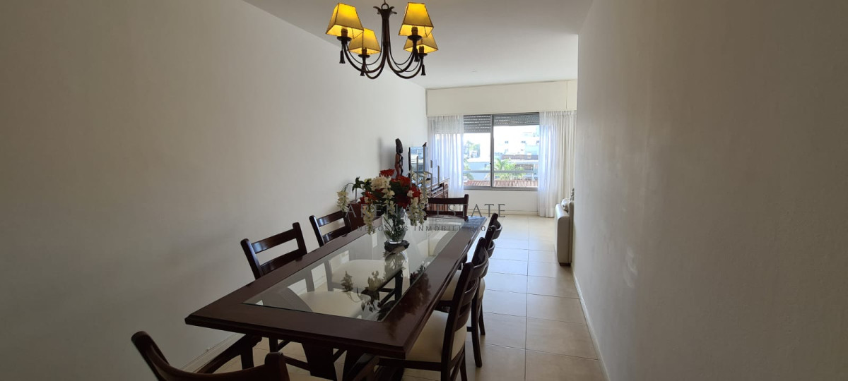 Apartamento ID.526 - Apartamento en Venta en Punta del Este 