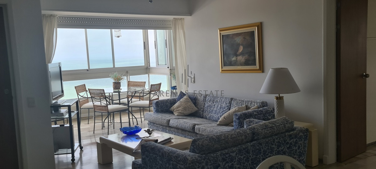 Apartamento ID.1872 - Apartamento en venta de 3 dormitorios  en Punta del Este 