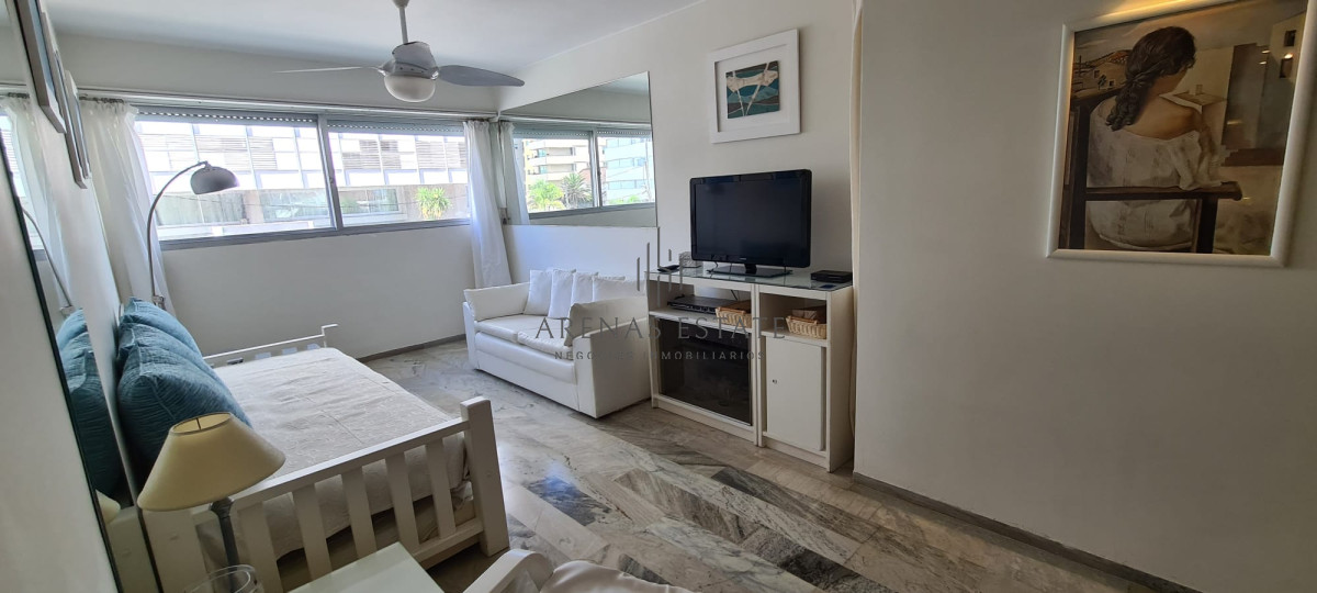 Apartamento ID.704 - Apartamento en venta 1 dormitorio , Punta del Este
