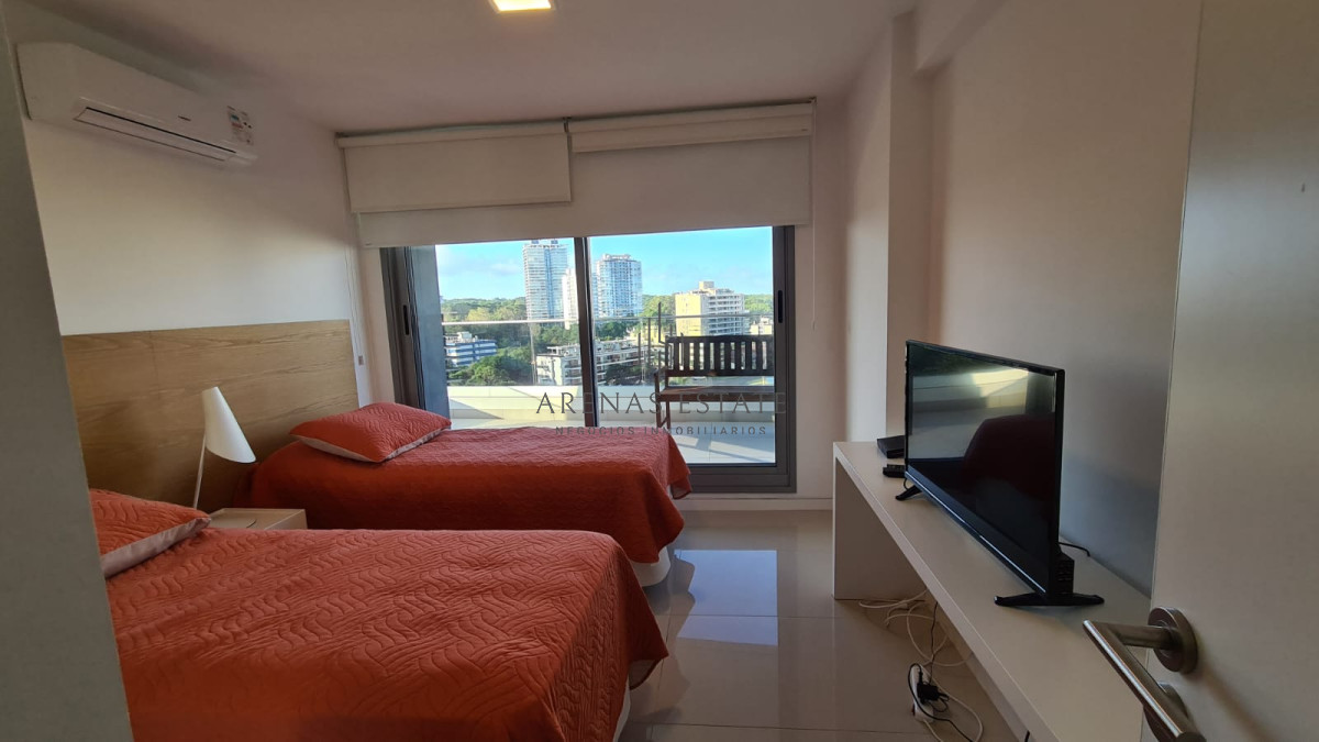 Apartamento ID.1477 - Punta Del Este !! Apartamento en OPORTUNIDAD!! 