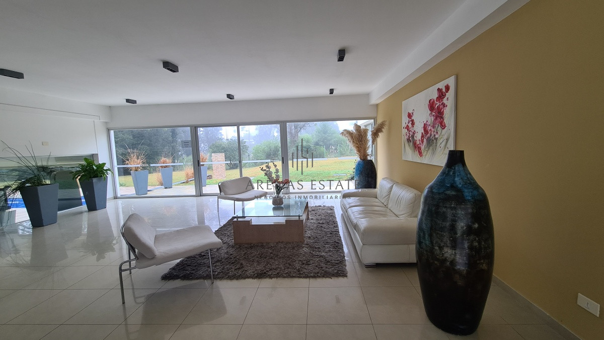 Apartamento ID.633 - Apartamento en venta en Punta del Este