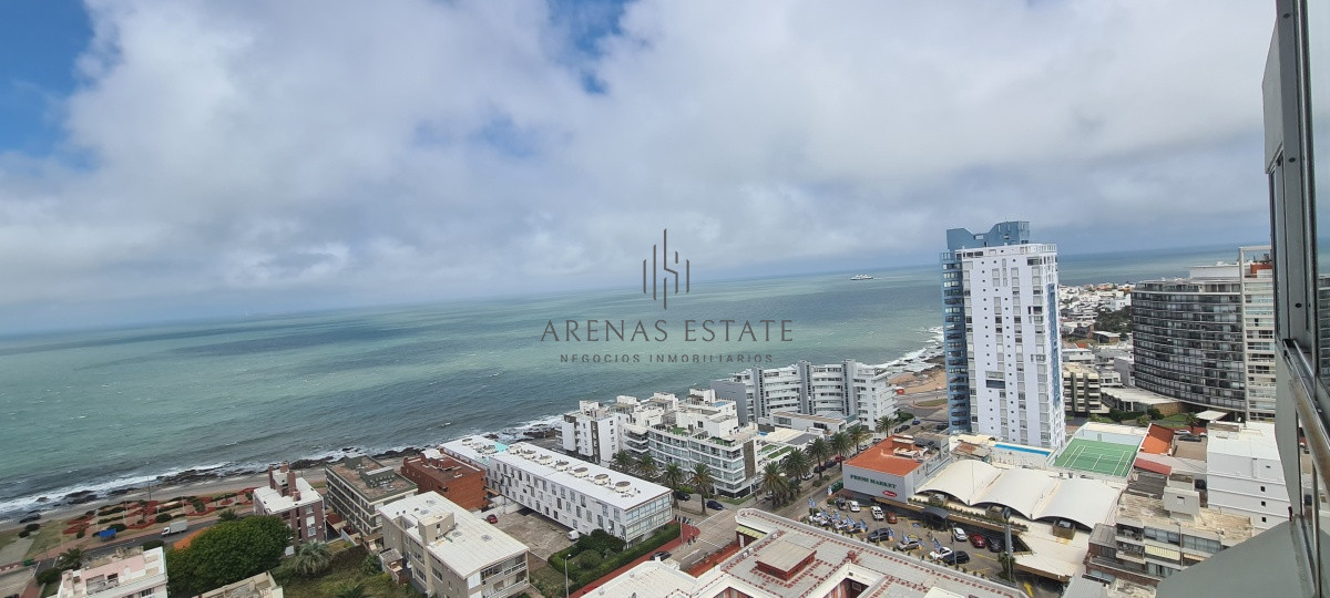 Apartamento ID.1872 - Apartamento en venta de 3 dormitorios  en Punta del Este 