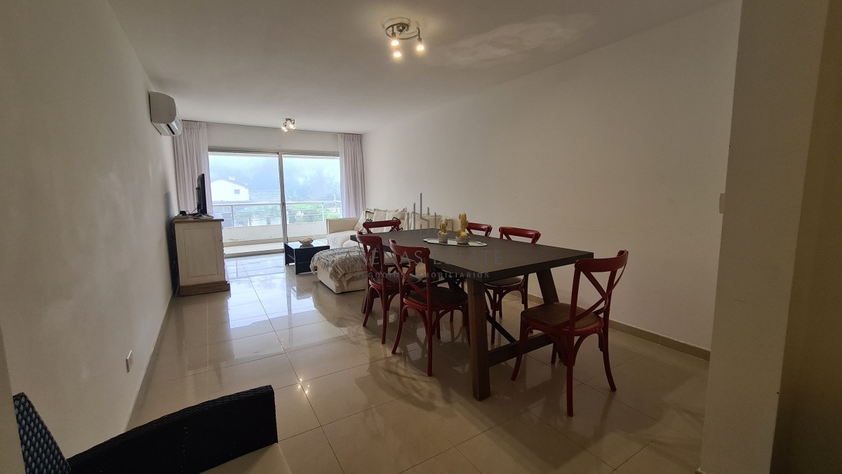 Apartamento ID.633 - Apartamento en venta en Punta del Este