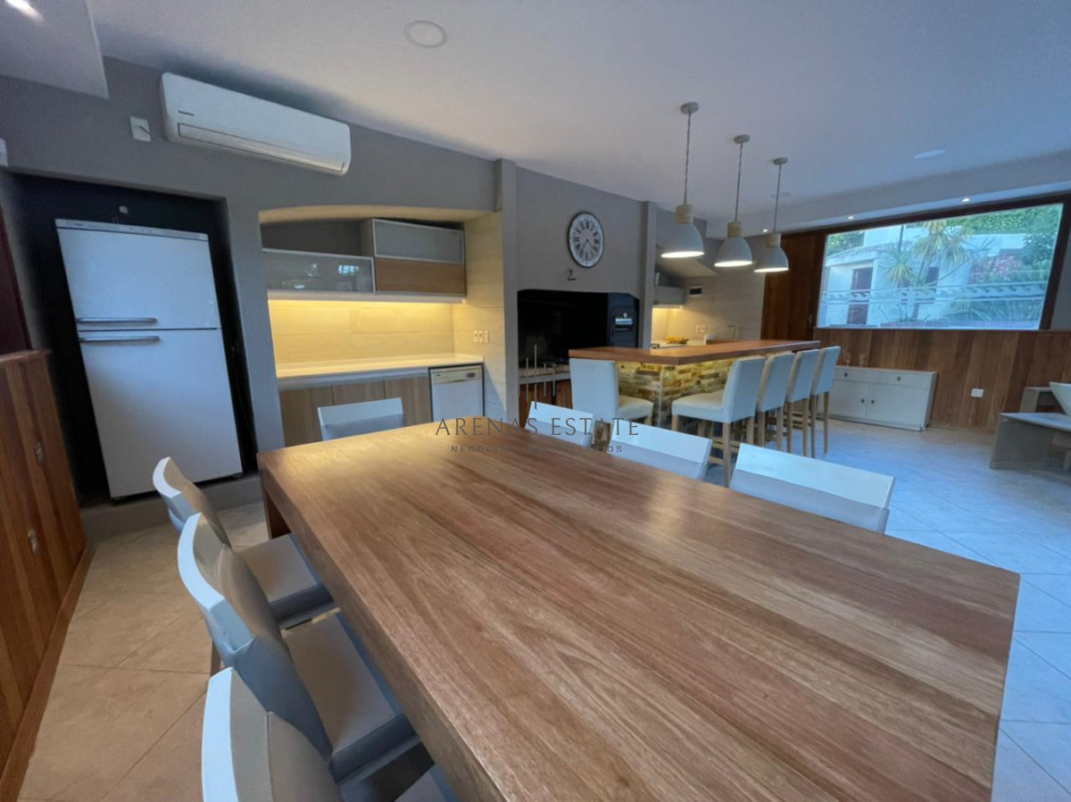 Casa ID.674 - Apartamento en venta en  Punta del Este