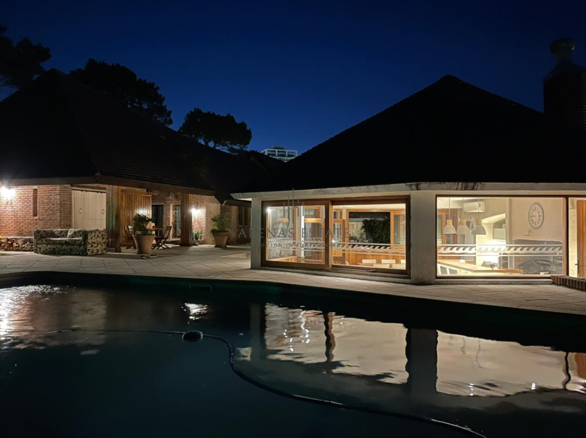 Casa ID.674 - Apartamento en venta en  Punta del Este