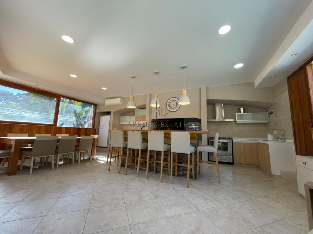 Casa ID.674 - Apartamento en venta en  Punta del Este
