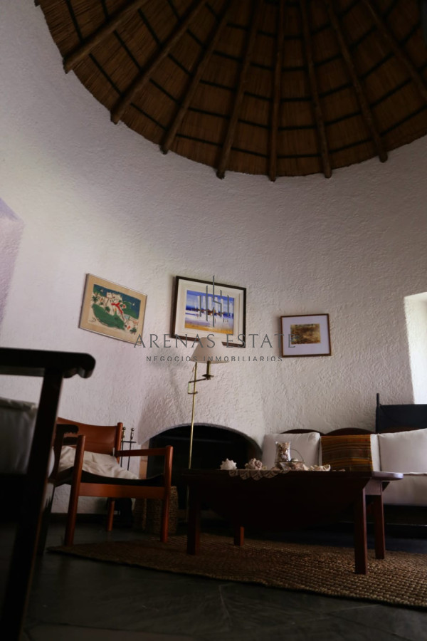 Casa ID.709 - Casa a la venta en Punta del Este