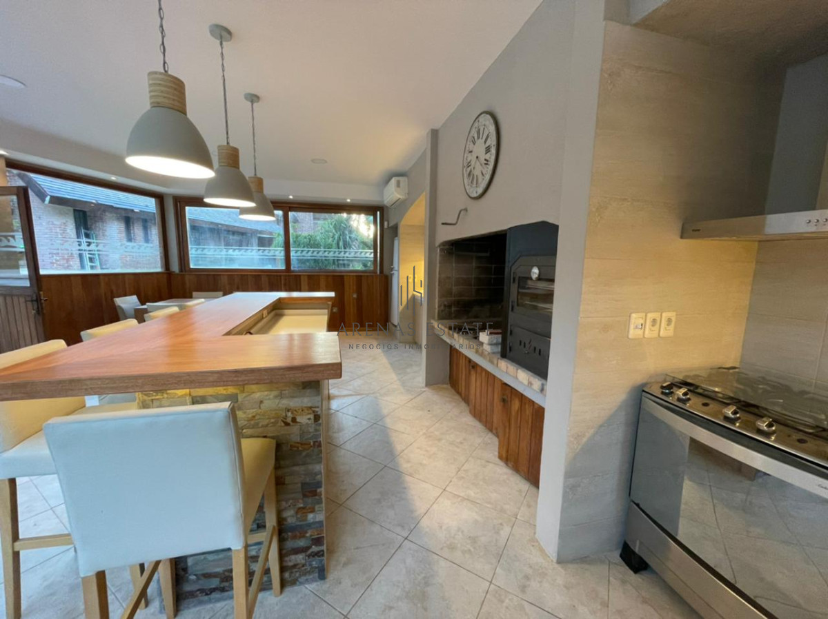 Casa ID.674 - Apartamento en venta en  Punta del Este