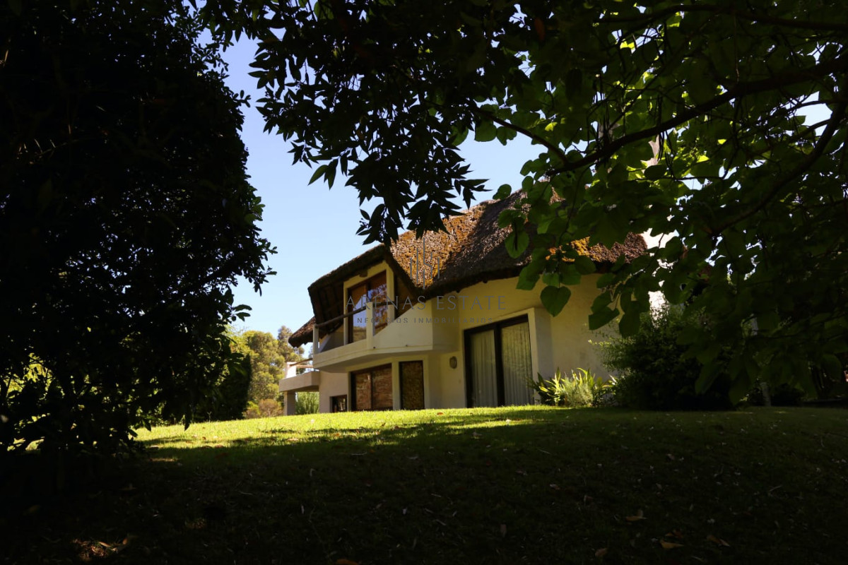 Casa ID.709 - Casa a la venta en Punta del Este