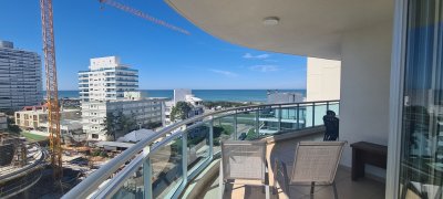 VENTA DEPARTAMENTO SOL Y LUNA 3 DORMITORIOS Y DEPENDENCIA 