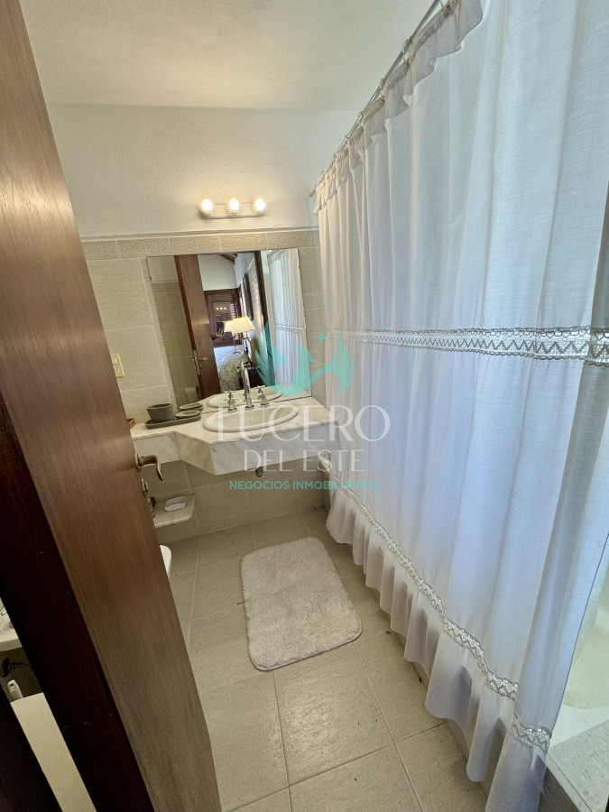 Casa ID.852 - Casa en alquiler en brava a escasos metros del mar 