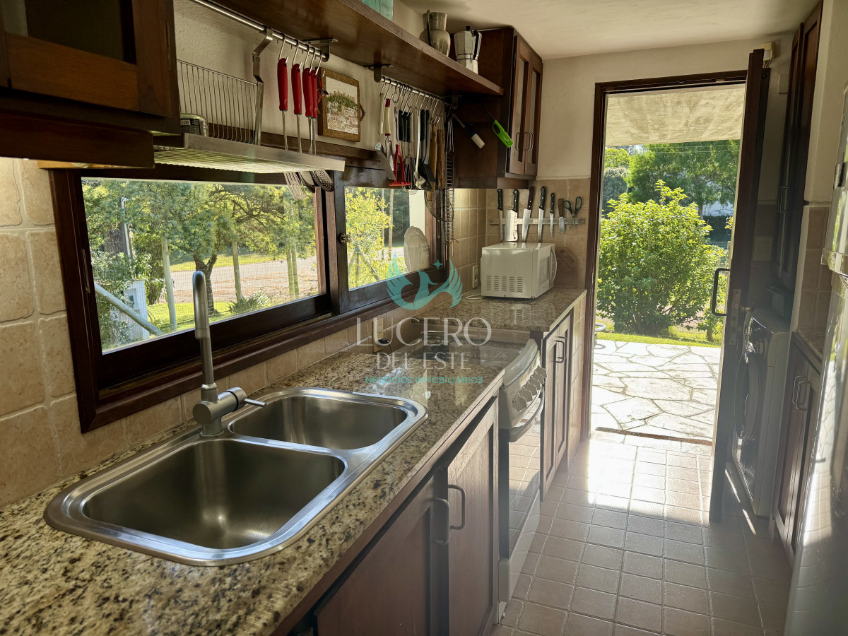 Casa ID.852 - Casa en alquiler en brava a escasos metros del mar 