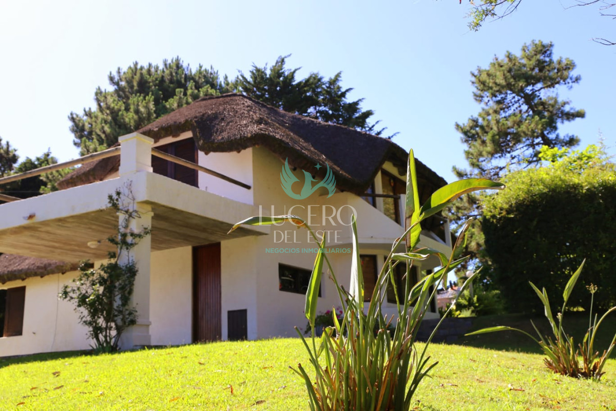 Casa ID.852 - Casa en alquiler en brava a escasos metros del mar 