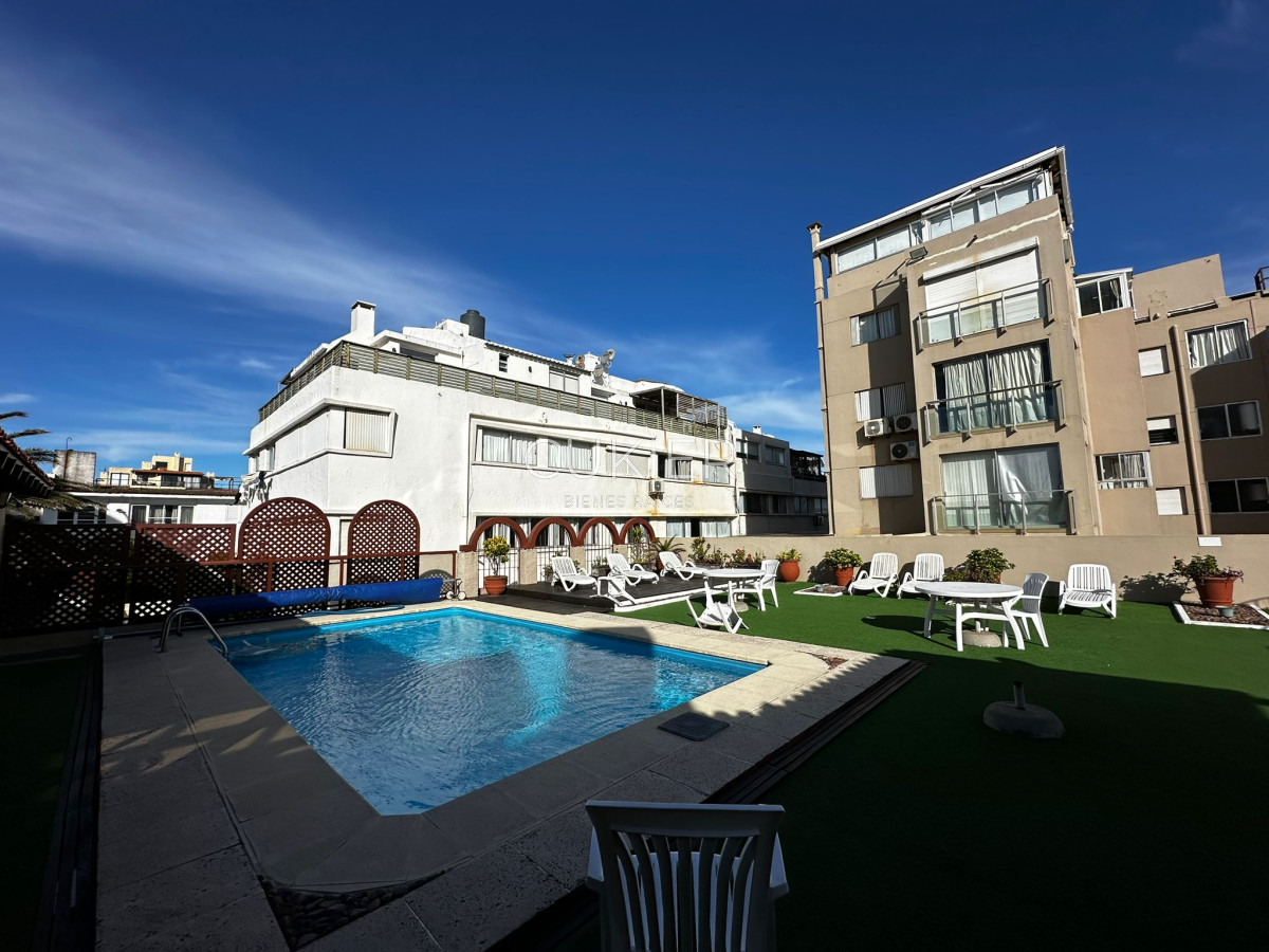 Apartamento ID.3440 - venta apartamento a 100 metros de playa el emir 