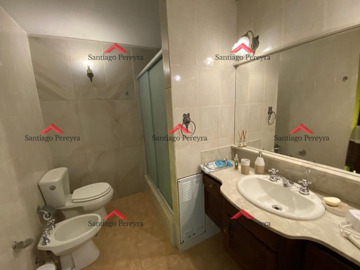 Casa ID.6480 - OPORTUNIDAD!! 
