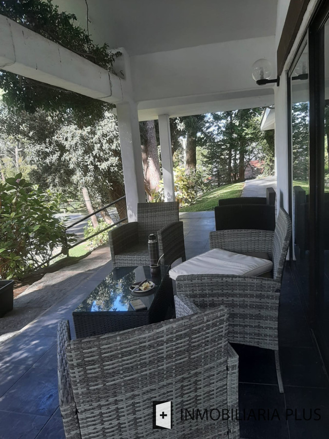 Casa ID.661 - Venta de Casa de 161 m2 en San Rafael 4 Dormitorios y 695 m2 de Terreno C661B