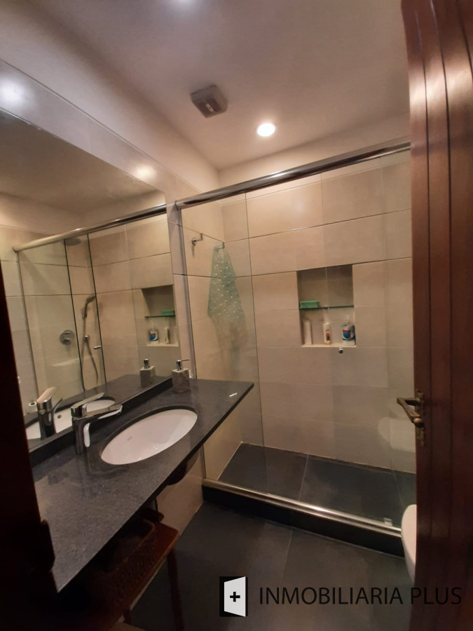 Casa ID.661 - Venta de Casa de 161 m2 en San Rafael 4 Dormitorios y 695 m2 de Terreno C661B