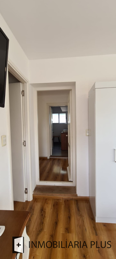 Casa ID.334 - Venta de Casa en la PENÍNSULA 817 m2  5 Dormitorios 3 Baños 3 Suite para 12 personas C884