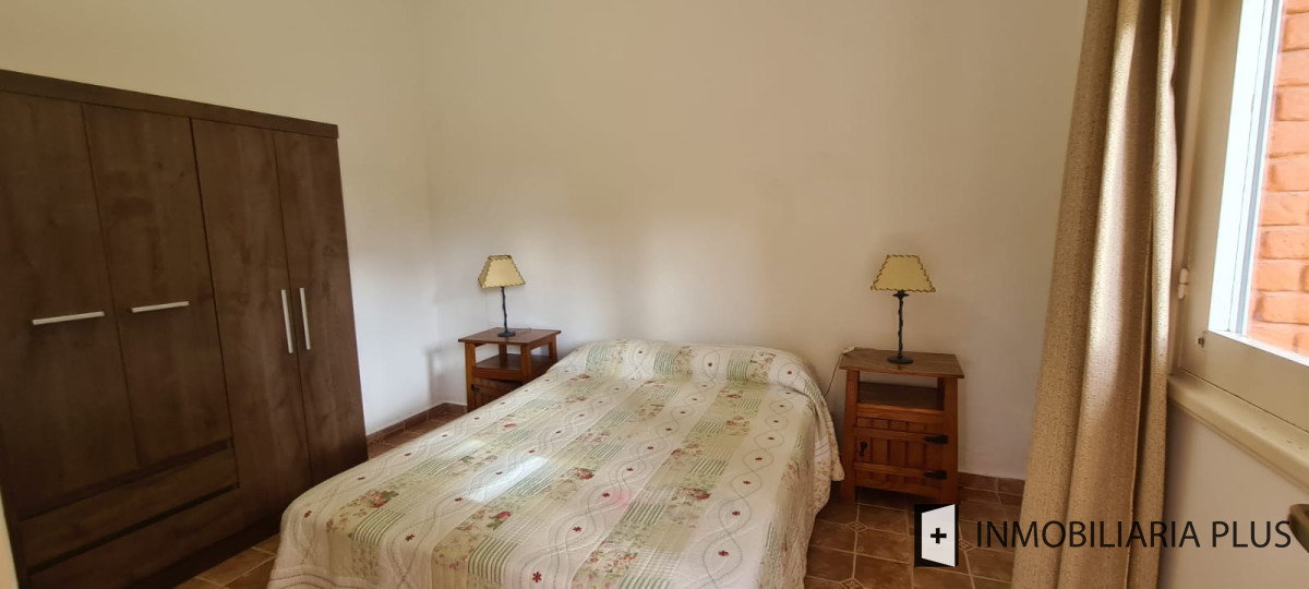 Casa ID.334 - Venta de Casa en la PENÍNSULA 817 m2  5 Dormitorios 3 Baños 3 Suite para 12 personas C884