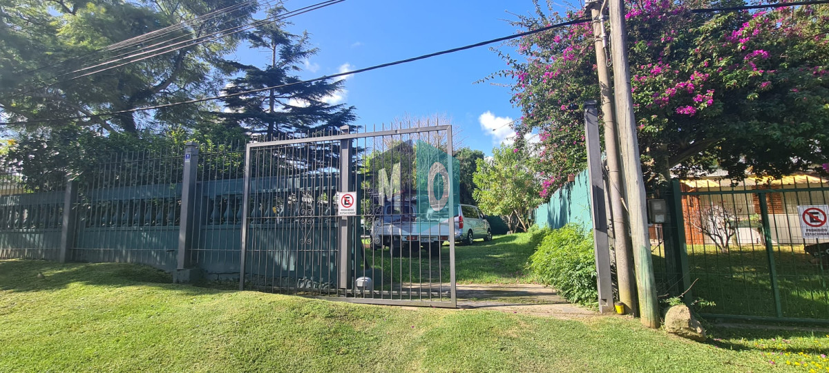 Casa ID.301 - Hermosa casa 4 dormitorios. Barrio Mónaco.