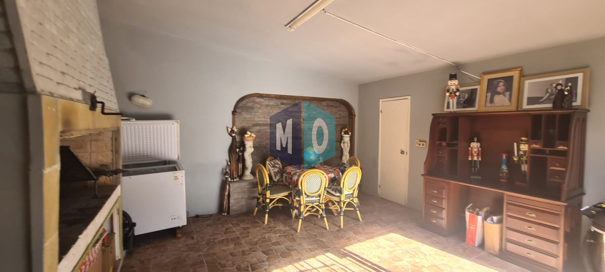 Casa ID.301 - Hermosa casa 4 dormitorios. Barrio Mónaco.