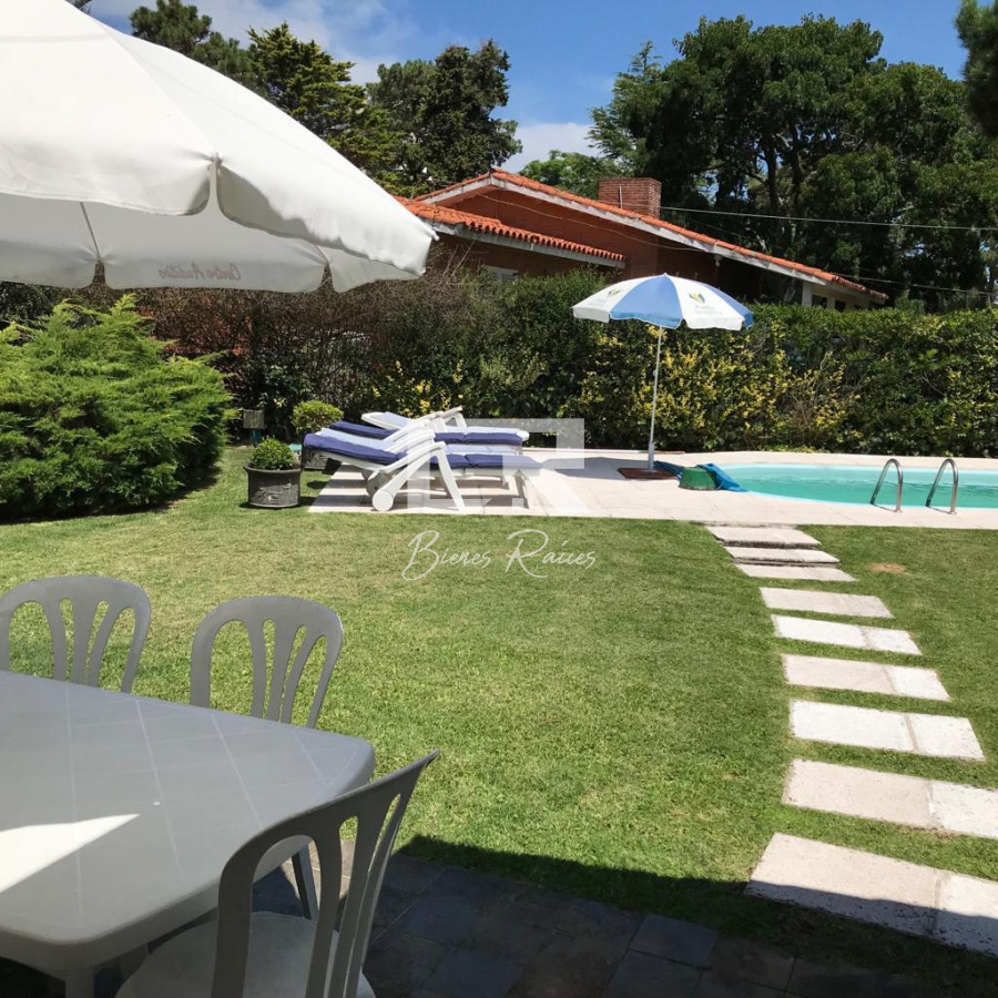 Casa ID.261 - Excelente casa en punta del este 