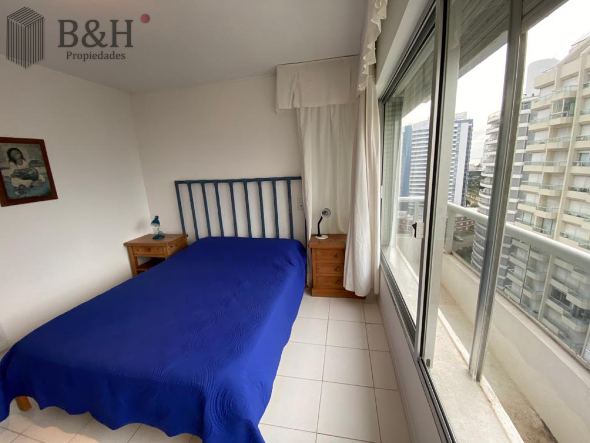 Apartamento ID.675 - Apartamento 2 dormitorios en OPORTUNIDAD en la Brava!! con piscina