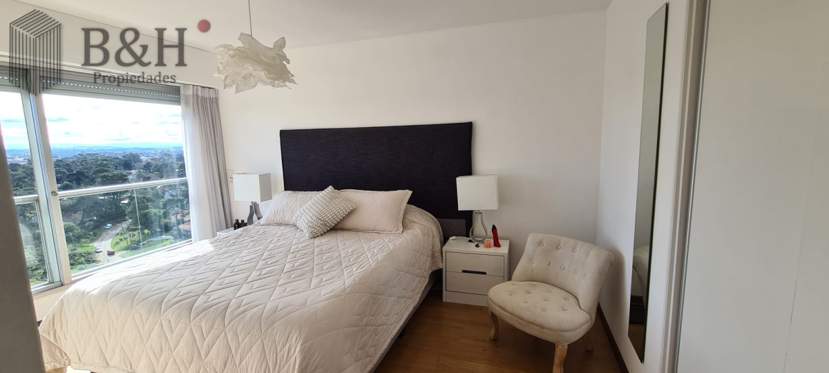 Apartamento ID.3037 - Hermosa unidad en venta en la zona de Punta del Este 