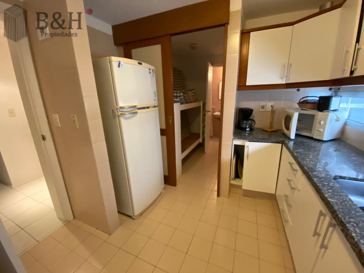 Apartamento ID.675 - Apartamento 2 dormitorios en OPORTUNIDAD en la Brava!! con piscina