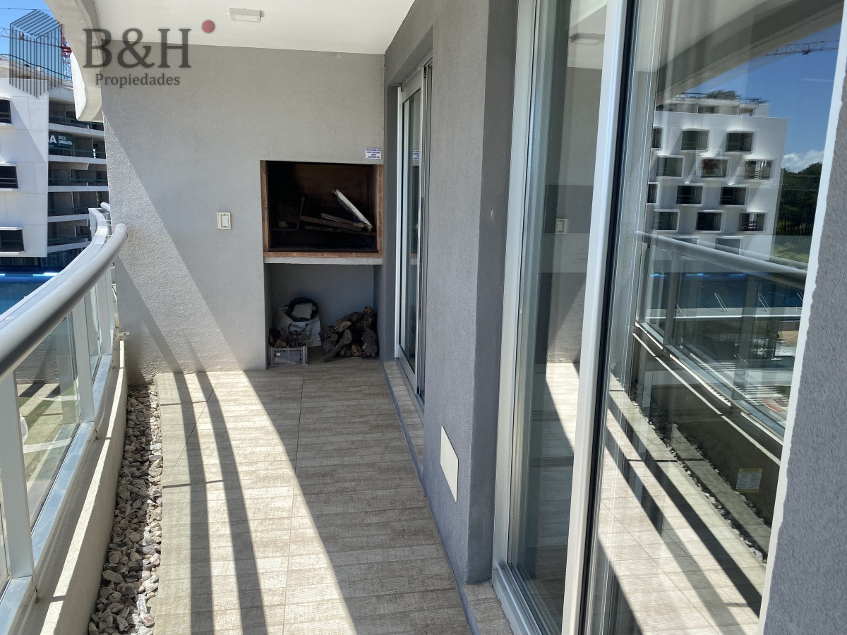 Apartamento ID.834 - Disponible del 2 al 15 enero en 2900 dólares 