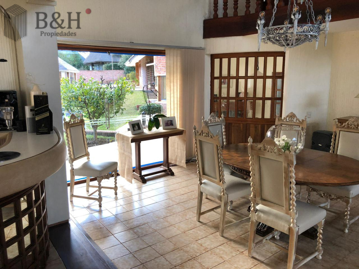 Casa ID.260 - casa en excelente lugar 
