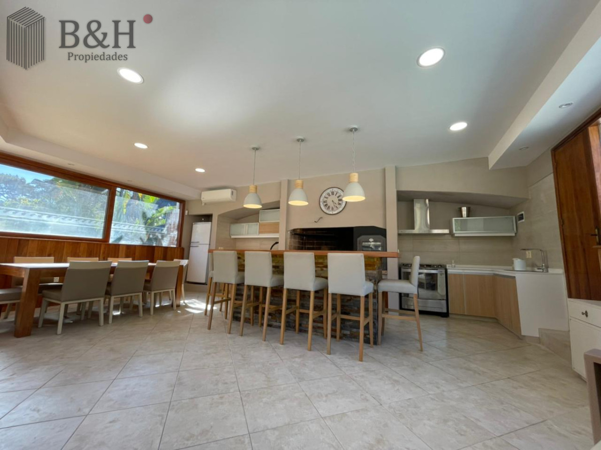 Casa ID.260 - casa en excelente lugar 
