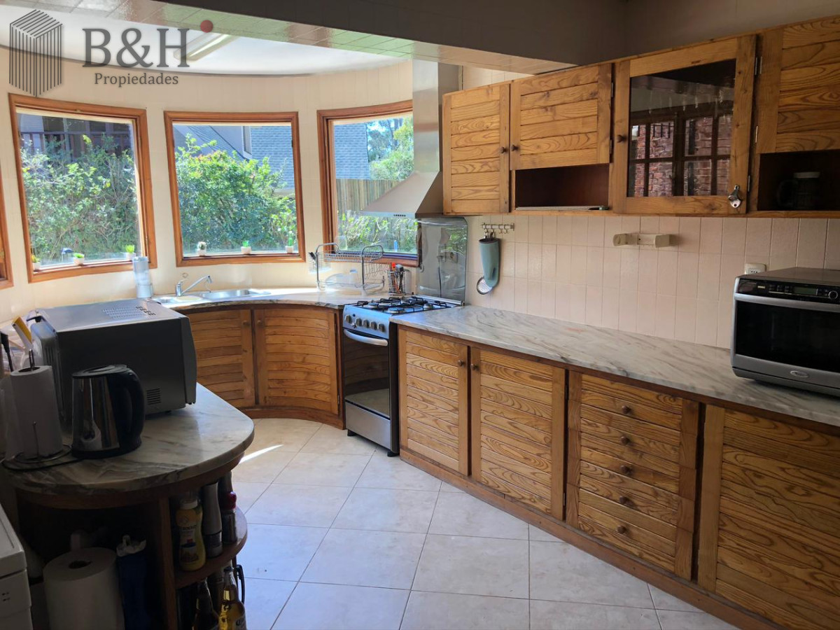 Casa ID.260 - casa en excelente lugar 