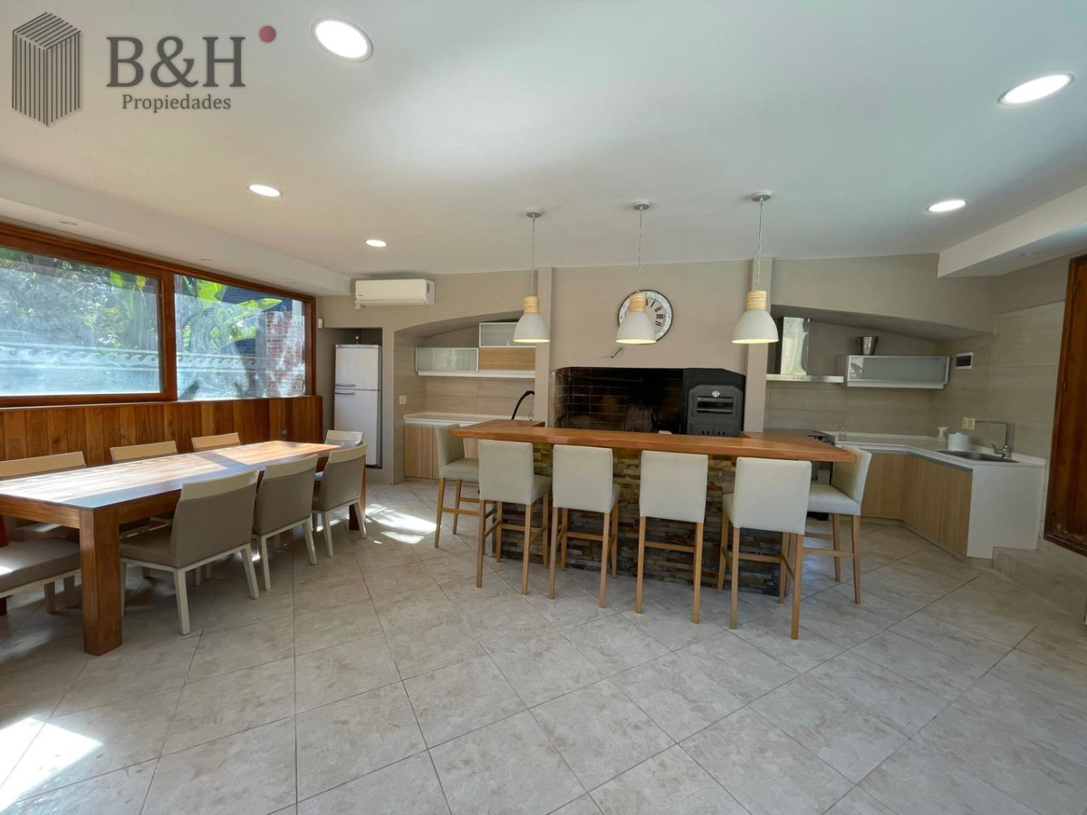 Casa ID.260 - casa en excelente lugar 