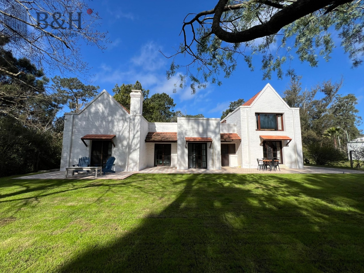 Marly - GoPunta - Portal Inmobiliario de Punta del Este - Maldonado