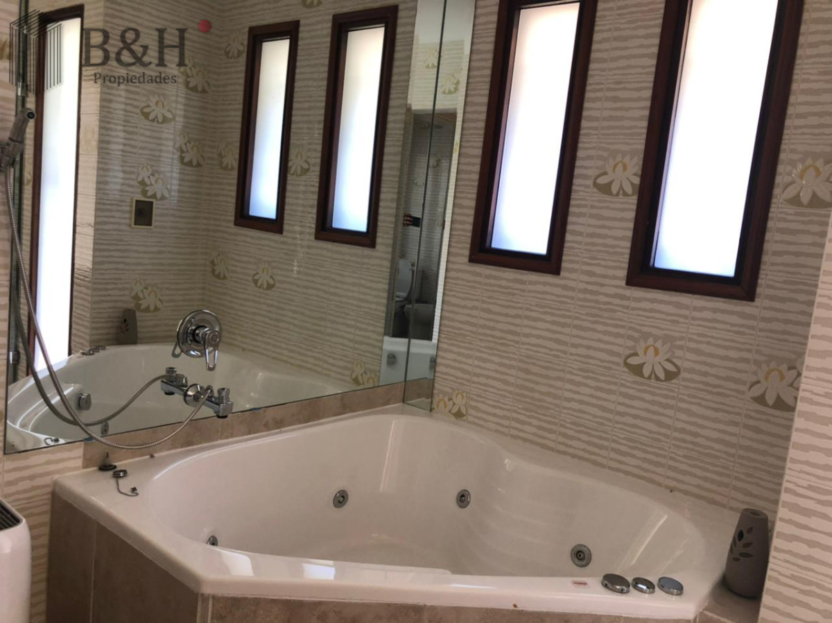 Casa ID.260 - casa en excelente lugar 