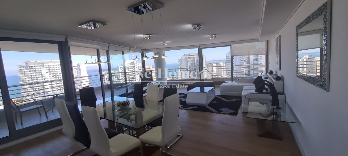 Apartamento ID.100 - Playa Mansa Apartamento 3 Dormitorios A  metros del Mar