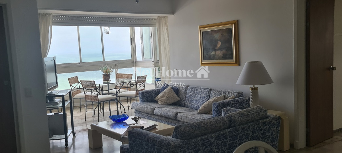 Apartamento ID.144 - Península Apartamento 3 Dormitorios A pasos del Mar 